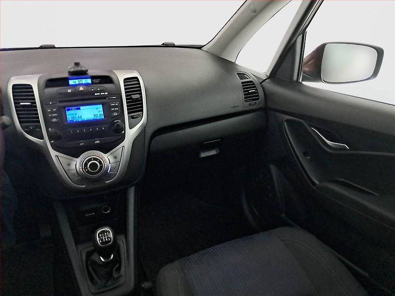 Hyundai ix20 (2013) 1.4 CVVT - fotka 8 z 15