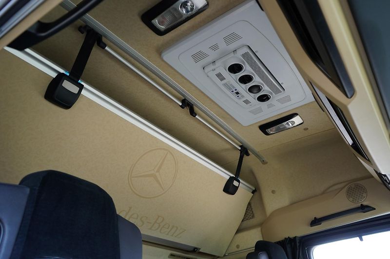 Mercedes-Benz Actros (2021) 1851 / EURO 6 / MEGA / LOW DEC - fotka 17 z 50