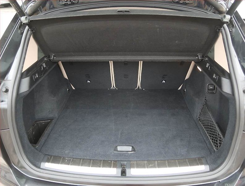 BMW X1 (2019) xDrive20d, 4X4, Automat - fotka 14 z 23