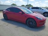 Tesla Model 3 (2022) Auto na cestě - náhled 3