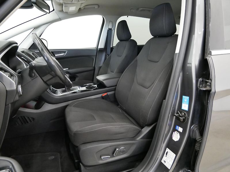 Ford S-MAX - fotka 11 z 29