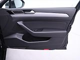 Volkswagen Passat 2,0 TDI 110kW DSG Matrix DPH - náhled 13