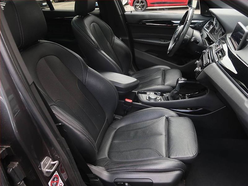 BMW X1 (2016) M Sport xDrive25d, 4X4 - fotka 9 z 18