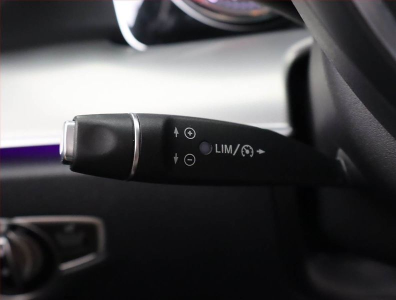 Mercedes-Benz Třídy E (2017) E 220 d, Automat, Kůže, Navi - fotka 21 z 26