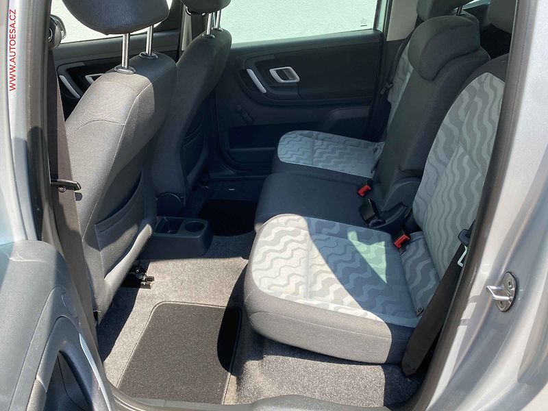 Škoda Roomster (2009) 1.6 16V, Style, TZ - fotka 10 z 16