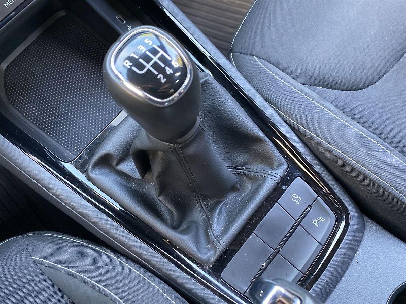 Škoda Kamiq (2020) 1.0 TSI Style - fotka 17 z 33