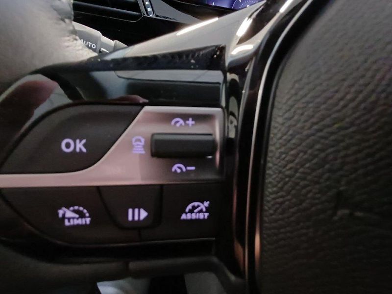 Peugeot 308 (2026) SW STYLE Hybrid 145 e-DCS6 - fotka 28 z 30
