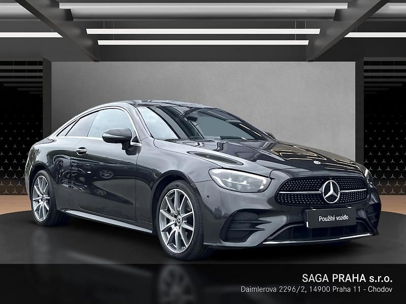 Mercedes-Benz Třídy E E-Třída 220 d 4MATIC kupé AMG - fotka 8 z 19