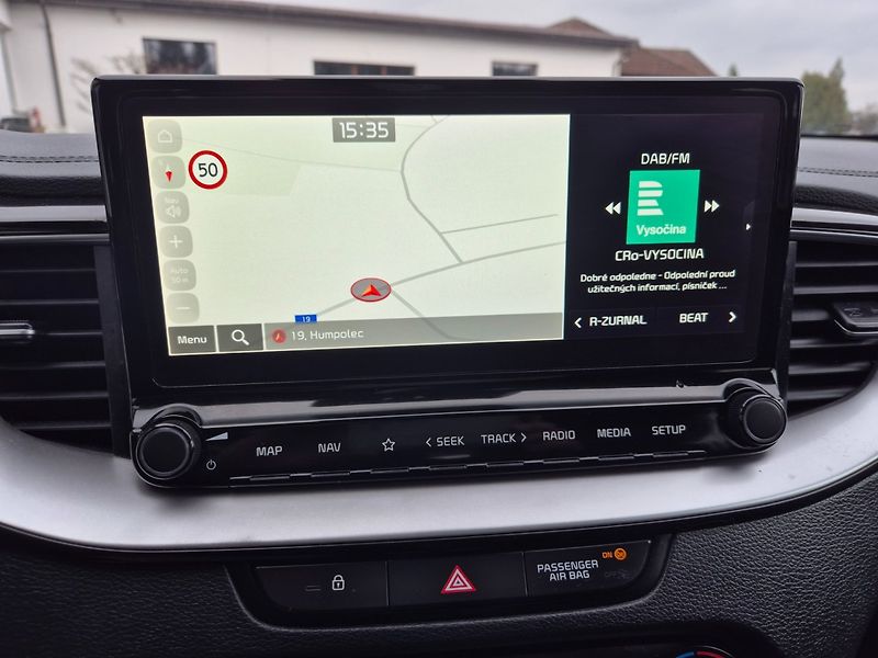 Kia XCeed (2022) 1.5i TOP  NOVE V CZ EXKLUSIVE - fotka 25 z 37