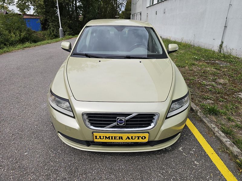 Volvo S40 (2007) 2.0D  - fotka 8 z 17