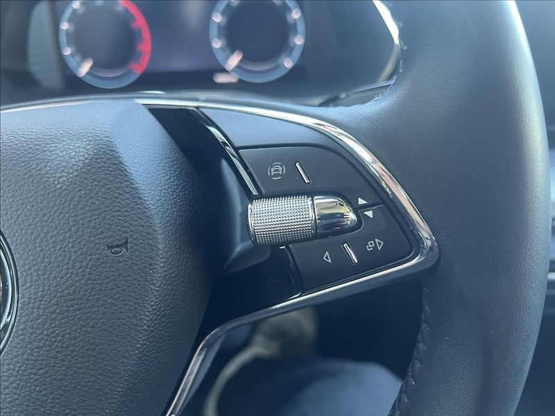 Škoda Octavia 2,0 TDI 85kW Ambition Combi - fotka 26 z 31