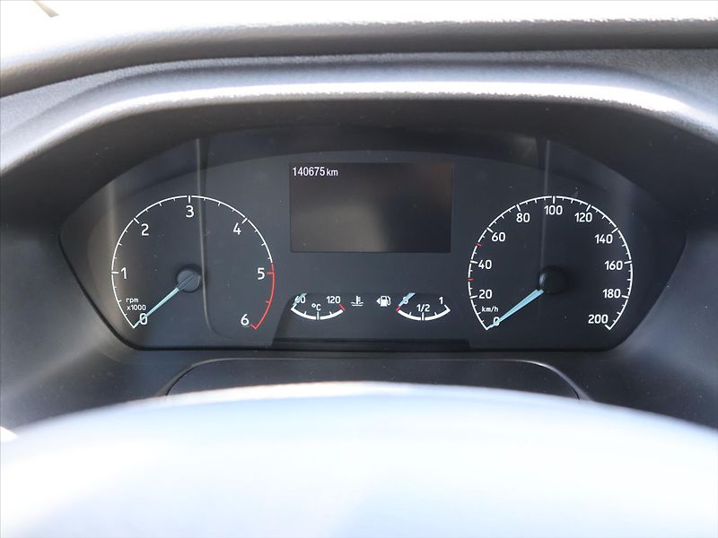 Ford Tourneo Custom 2,0 TDCI 136kW Active 1Maj DPH - fotka 17 z 29