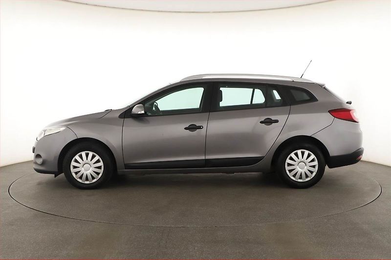Renault Mégane (2011) 1.6 16V, nová STK, servisované - fotka 3 z 11