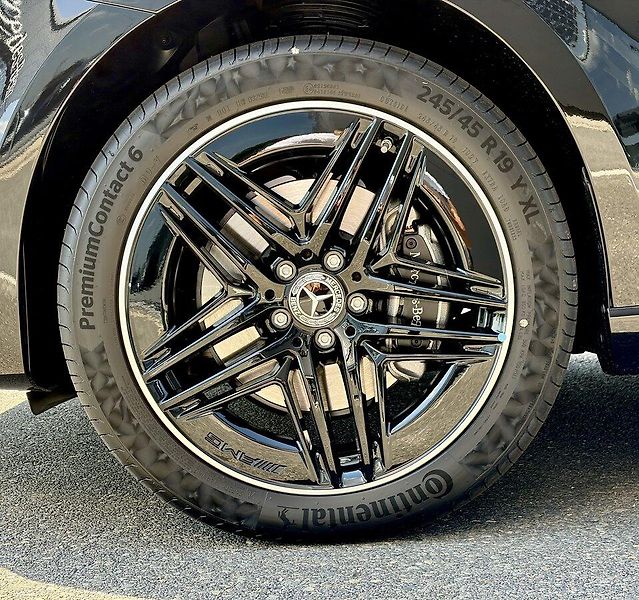Mercedes-Benz Třídy V (2026) 300d EXCLUSIVE AMG 4M L AIR - fotka 34 z 35
