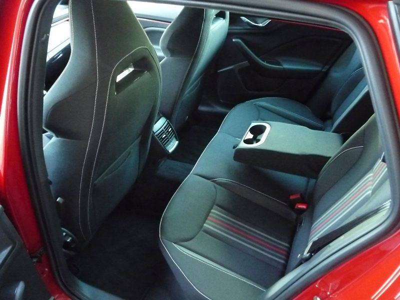 Škoda Kamiq (2025) 1,0TSi 85kW DSG MONTE CARLO - fotka 22 z 25
