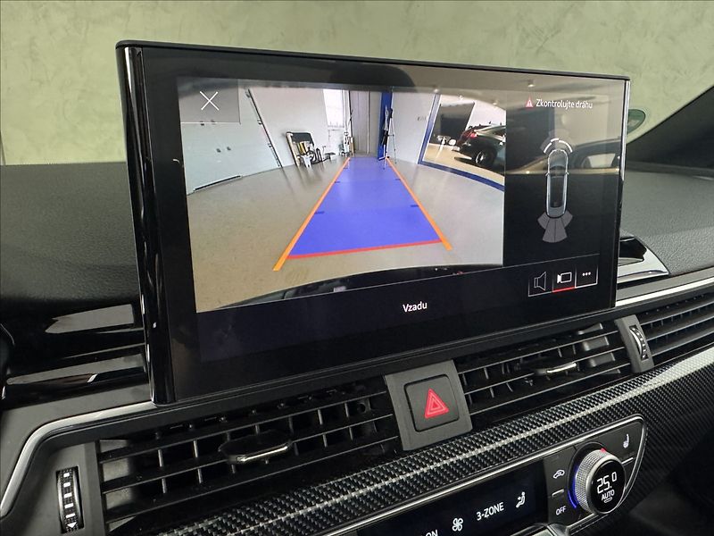 Audi A5 2,0 TDi  S-Line Quattro Matrix - fotka 37 z 47