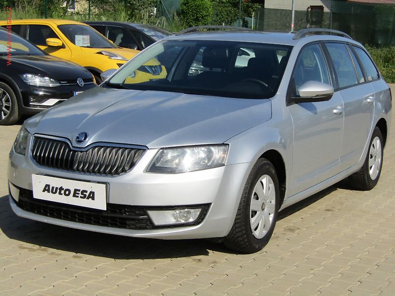 Škoda Octavia (2016) 1.6 TDi, ČR, Ambition, AC - fotka 3 z 16