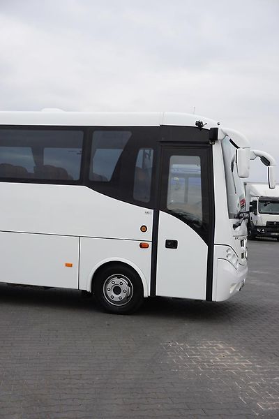 Mercedes-Benz (2017) APOLLO / EURO 6 / 41 OSÓB / 11 - fotka 34 z 54