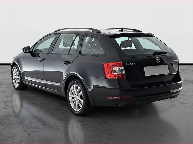 Škoda Octavia (2020) Ambition 1.5 TSI, Serv.kniha - fotka 4 z 18