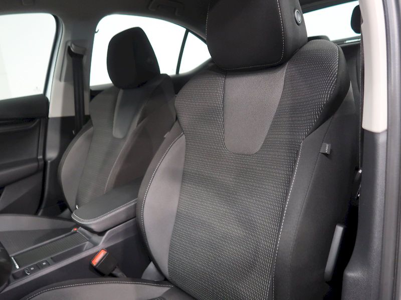Škoda Octavia (2022) AMB TSI 81kW CZ DPH - fotka 14 z 34