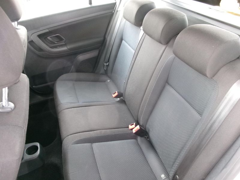 Škoda Fabia (2011) 1,2TSi ELEGANCE AC ALU VÝHŘEV - fotka 19 z 27
