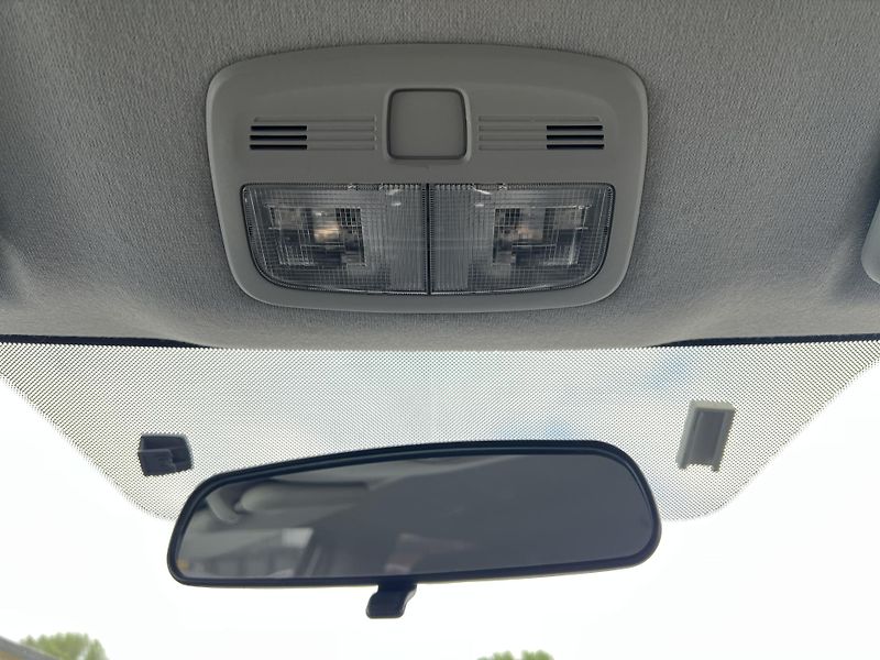 Suzuki Vitara 1.6DDiS 4x4 KLIMA KAMERA ALU - fotka 19 z 42