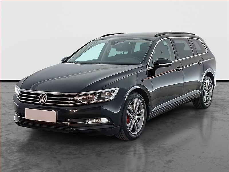 Volkswagen Passat (2019) 2.0 TDI, Automat, Navi - fotka 2 z 22