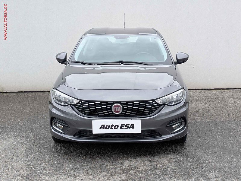 Fiat Tipo (2016) 1.6 MultiJet, AC, výhřev sed - fotka 2 z 16