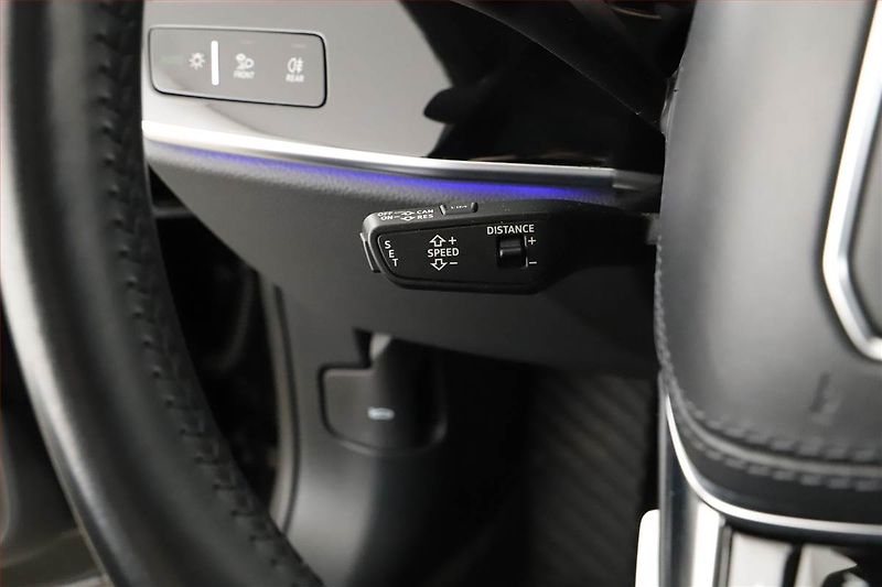 Audi A8 (2021) 60 TFSI - fotka 25 z 30