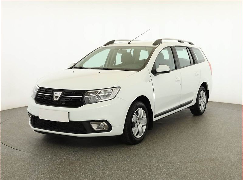 Dacia Logan (2019) 1.0 SCe, Park. senzory - fotka 2 z 15