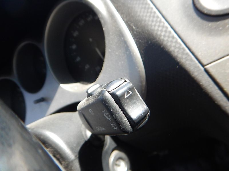 Seat Altea XL 1.9 TDI, KLIMA - fotka 21 z 23
