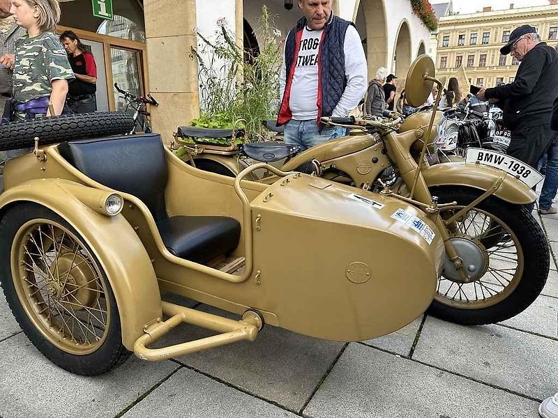 V Olomouci se konal sraz veteránů.