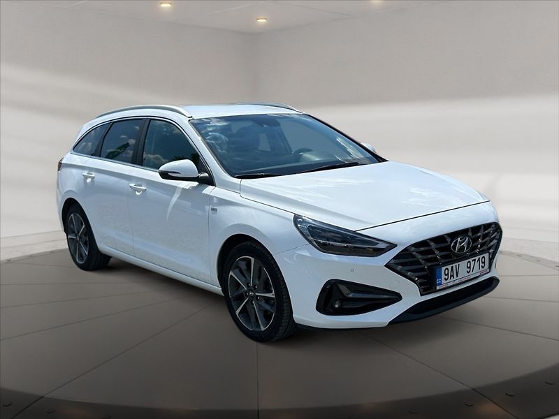 Hyundai i30 1,5 T-GDI Style AT 5d - fotka 1 z 11