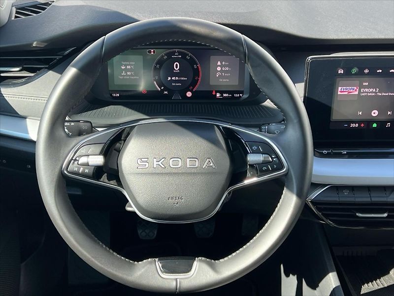 Škoda Octavia 1,5 TSi 110kW SELECTION  IV. R - fotka 15 z 25