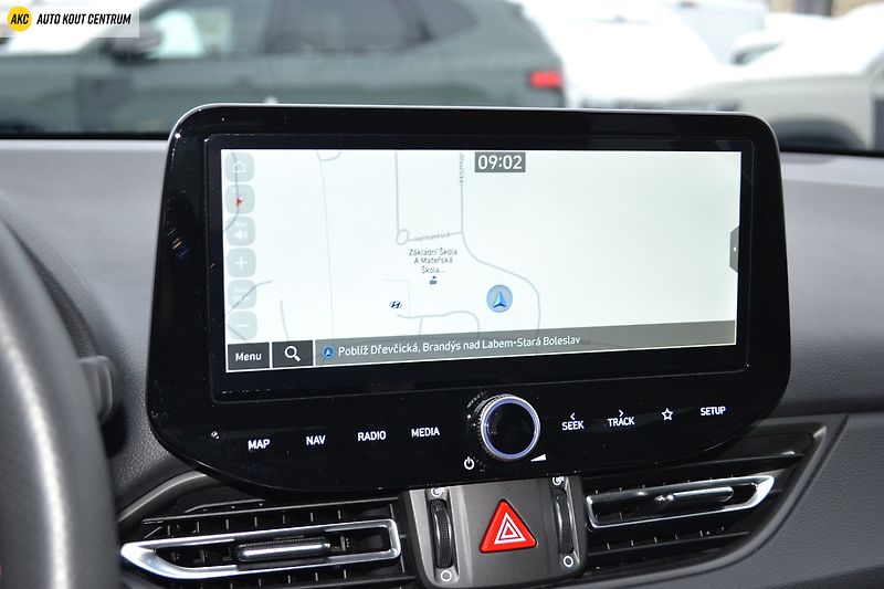 Hyundai i30 WG 1,5 TGDI MHEV N-LINE GO CZE - fotka 34 z 58