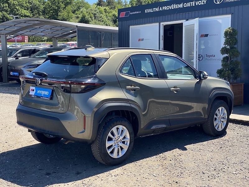 Toyota Yaris Cross 1.5HEV, ČR-1m, Comfort, DPH - fotka 7 z 14