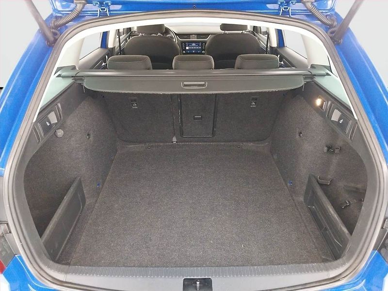 Škoda Octavia (2018) Scout 2.0 TDI, 4X4, Automat - fotka 14 z 23