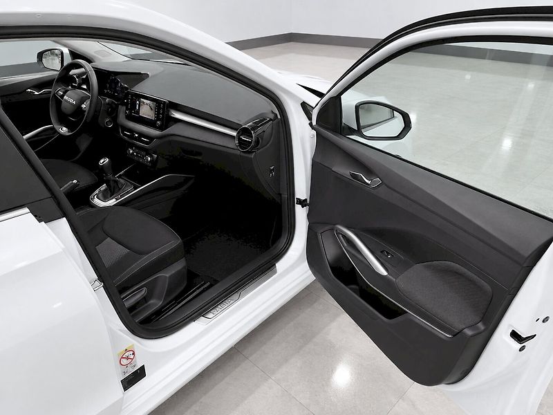 Škoda Fabia (2025) TOP SELEC TS 70/1.0 M5F - fotka 6 z 29