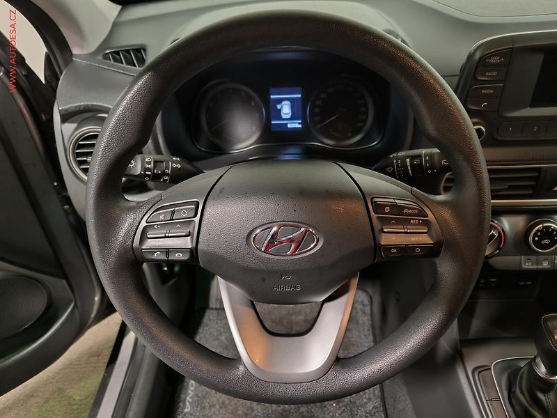 Hyundai Kona (2018) 1.0 T-GDi, LED, AC - fotka 13 z 17