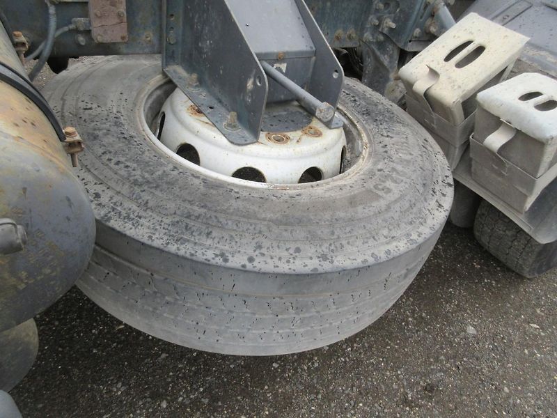 Renault Premium 420, standard, hydraulika - fotka 22 z 22