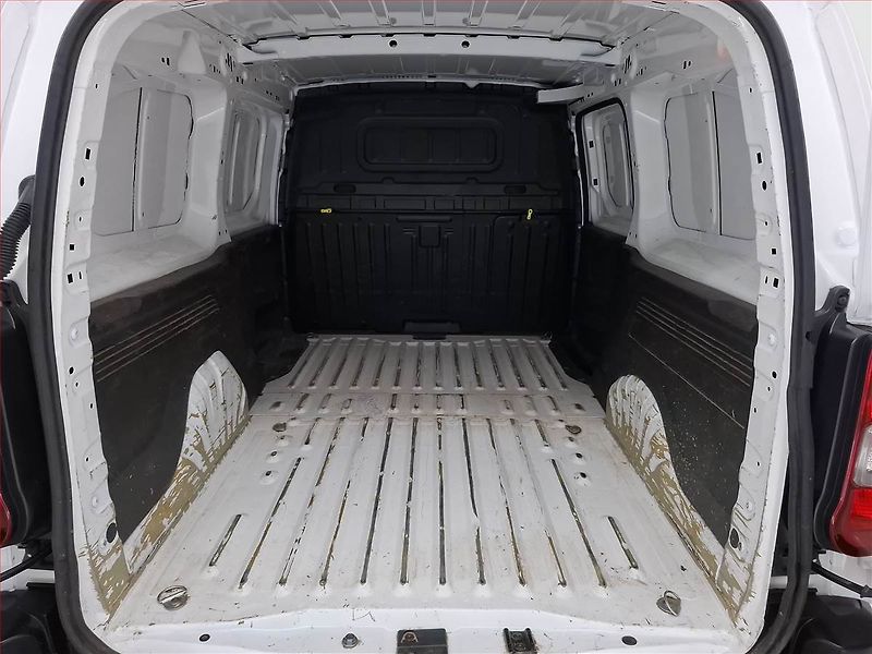 Citroën Berlingo (2020) Maxi 1.5 BlueHDi, 3Místa, ČR - fotka 14 z 15