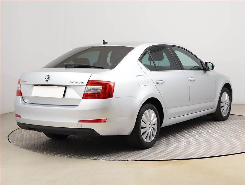 Škoda Octavia (2016) Style 2.0 TDI, Automat - fotka 5 z 20