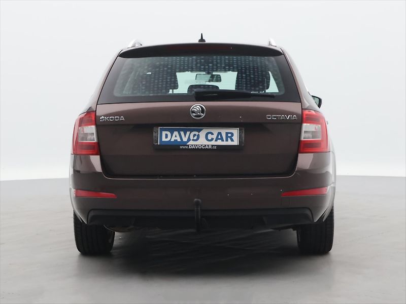 Škoda Octavia 2,0 TDI 110kW CZ Style Kessy - fotka 6 z 30