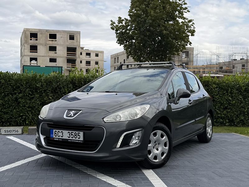 Peugeot 308 (2013) 1.4 VTi 72 kW  - fotka 1 z 15