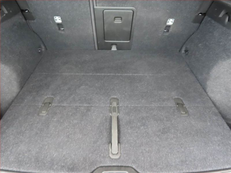 Volvo XC40 (2022) Inscription B3 - fotka 13 z 14