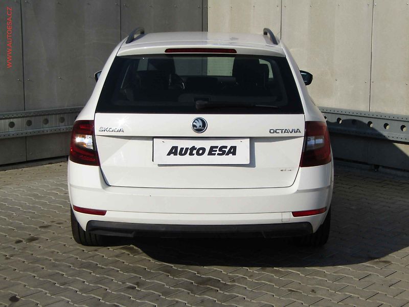 Škoda Octavia (2019) 2.0 TDi, Style, DSG, navi - fotka 5 z 18
