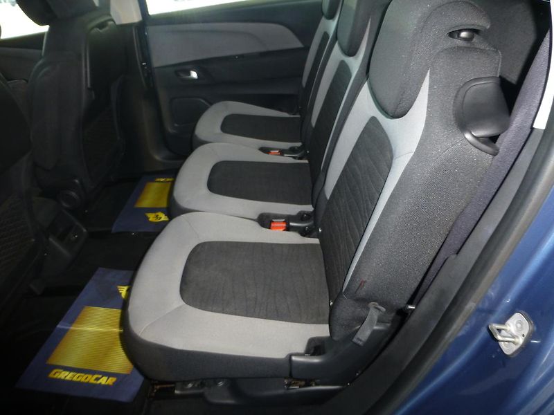 Citroën Grand C4 Picasso (2015) 1,6HDI*DIGI*NAVIGACE*ALU*7MIST - fotka 13 z 29