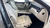 Volvo XC60 (2026) ULTRA DARK, B5 AWD, 184+10 kW - náhled 14