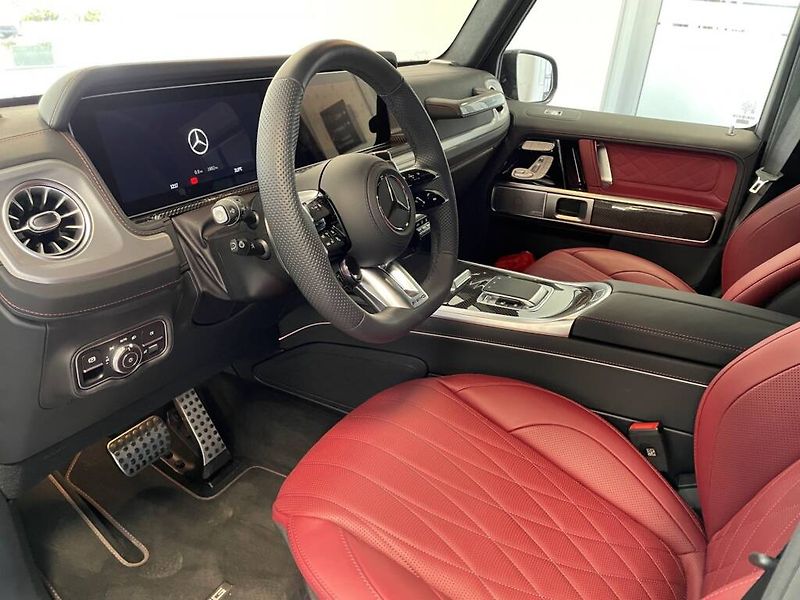 Mercedes-Benz Třídy G (2026) AMG 63 - fotka 2 z 6