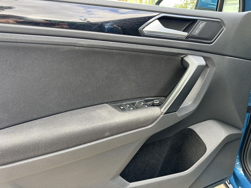 Volkswagen Tiguan 1.4TSi 4motion 6°DSG Sound - fotka 12 z 26